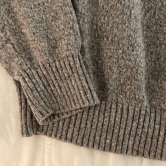 Vintage St. John’s Bay sweater - Picture 3 of 4